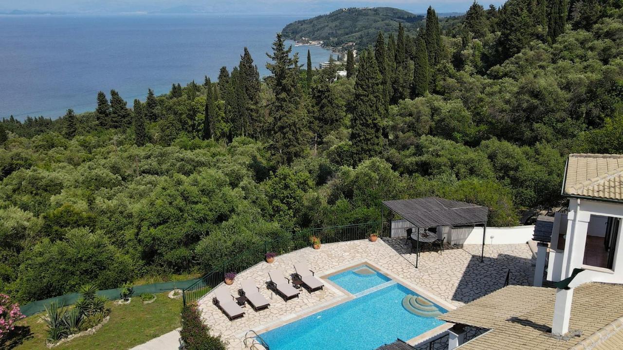 Villa Boukari Chlomos Eksteriør billede