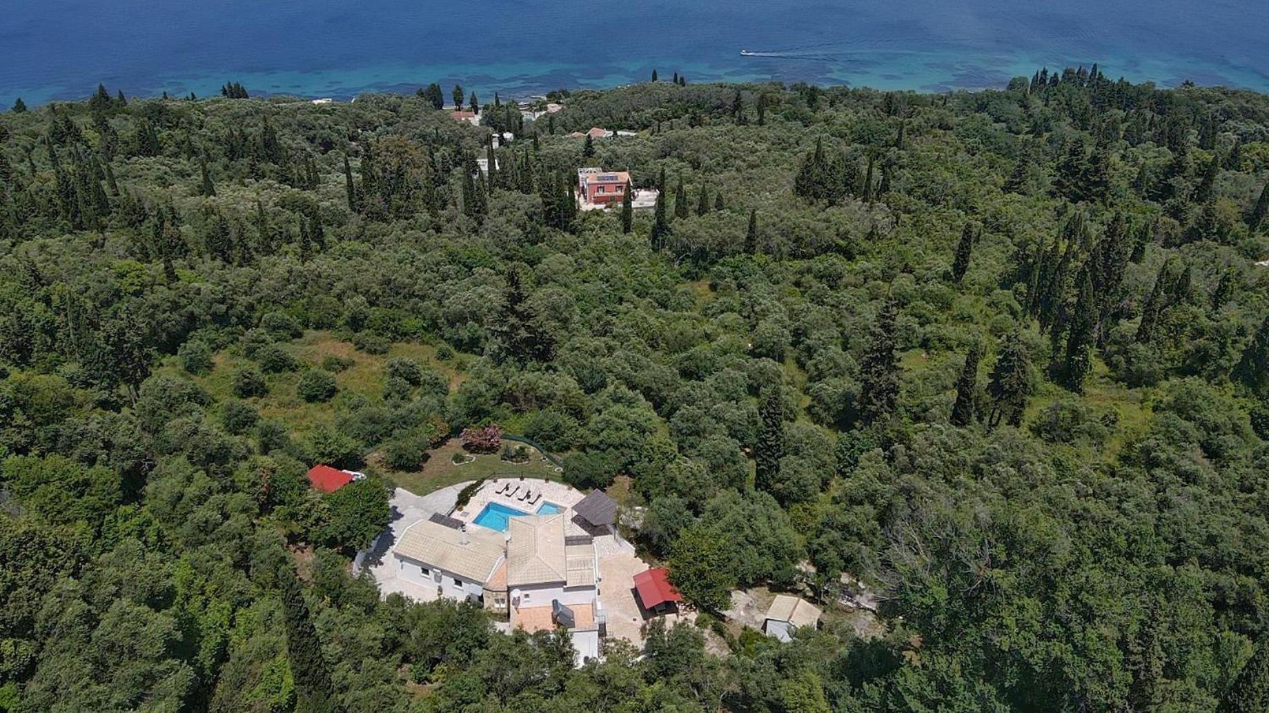 Villa Boukari Chlomos Eksteriør billede